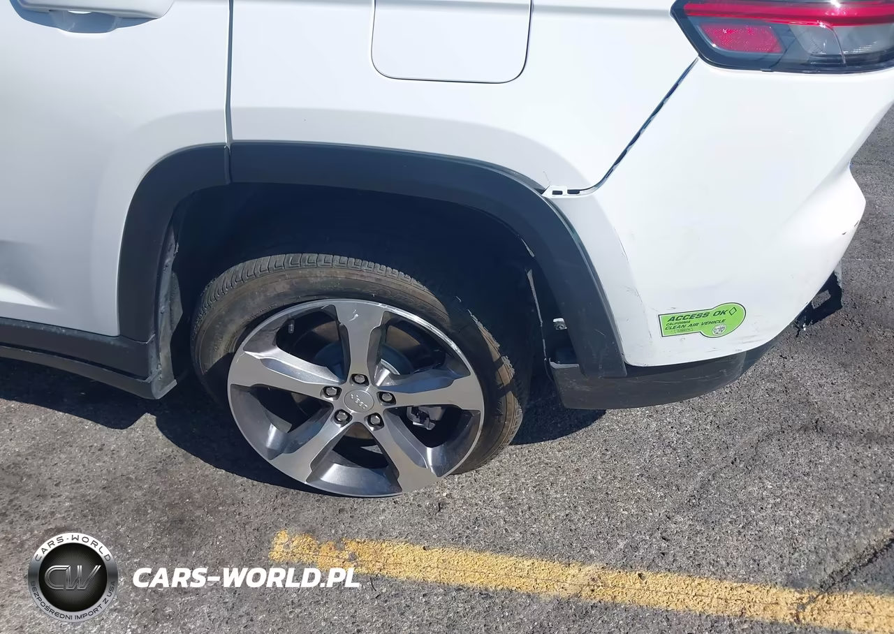 2023 Jeep Grand Cherokee 4Xe VIN:1C4RJYB63PC588716 - 6