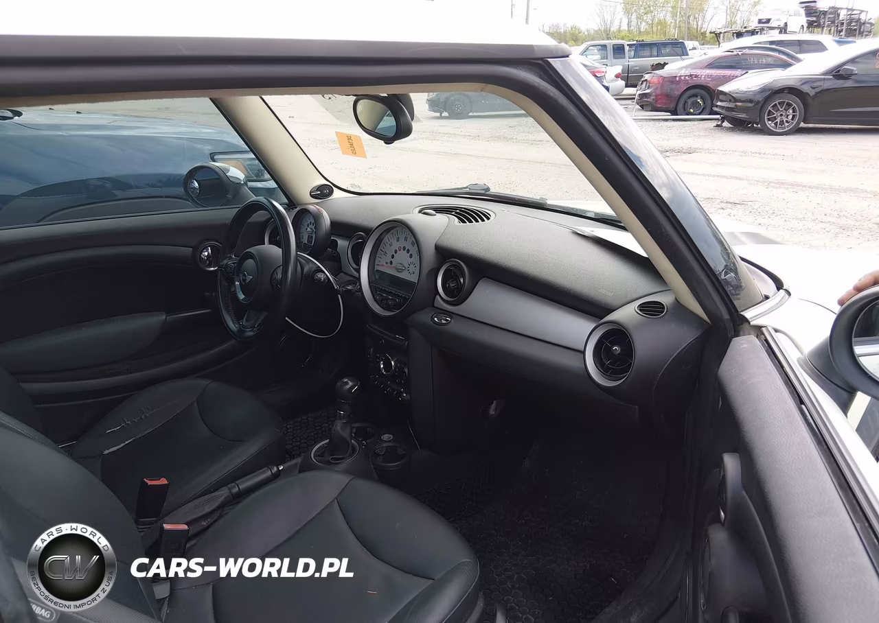 2011 Mini Cooper VIN:WMWSU3C52BT095620 - 5