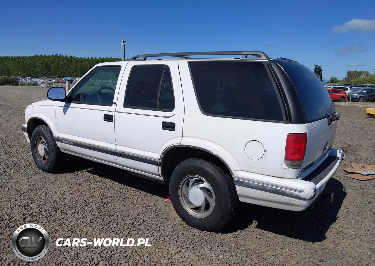 1997 Chevrolet Blazer Lt VIN:1GNDT13W9V2220092 - 3