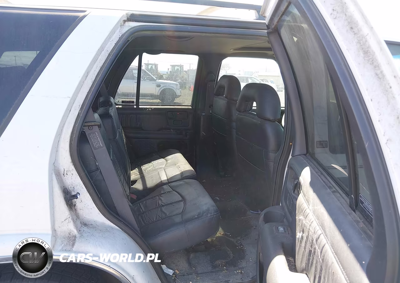 1997 Chevrolet Blazer Lt VIN:1GNDT13W9V2220092 - 8