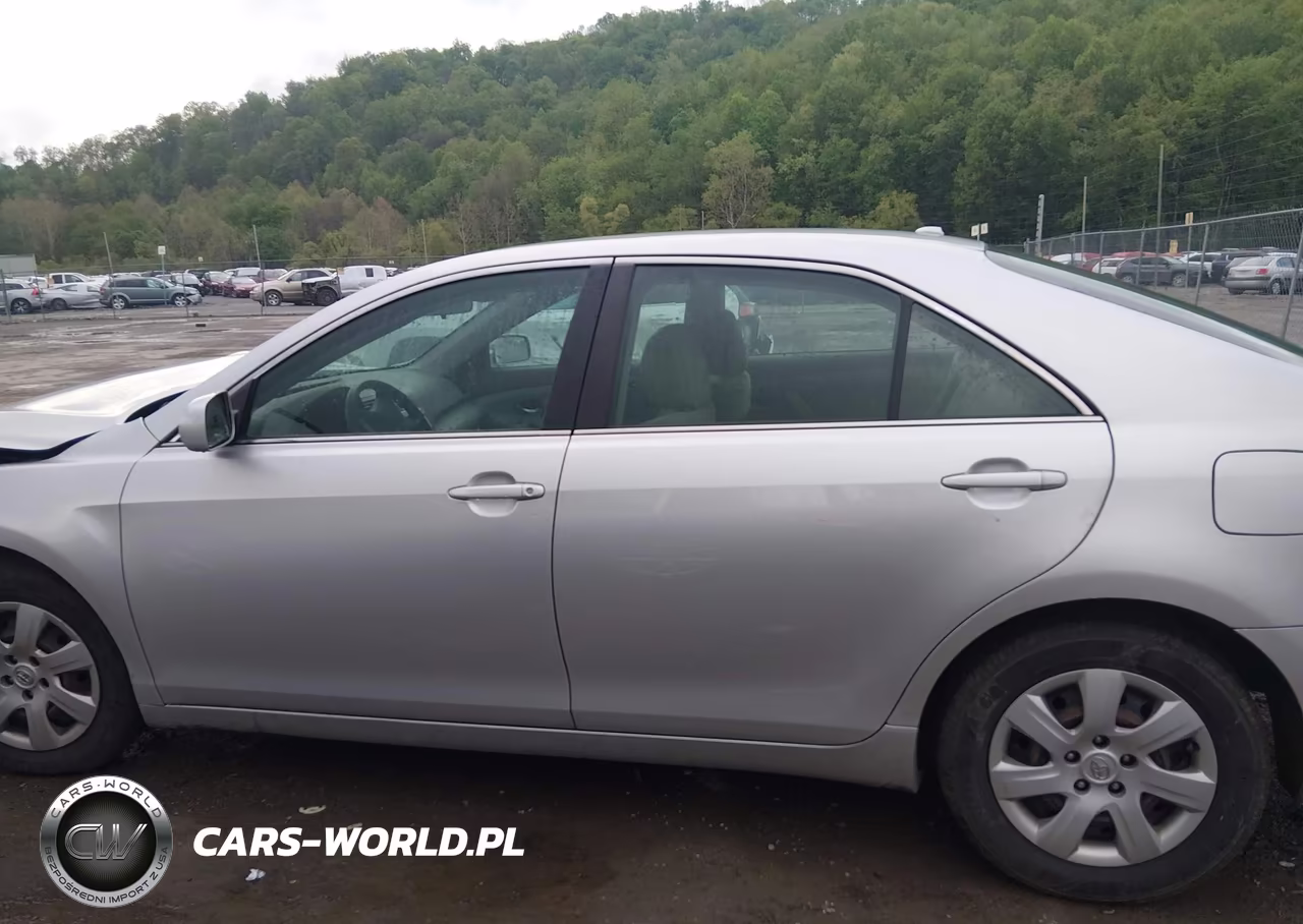 2010 Toyota Camry Le VIN:4T1BF3EK7AU057529 - 15