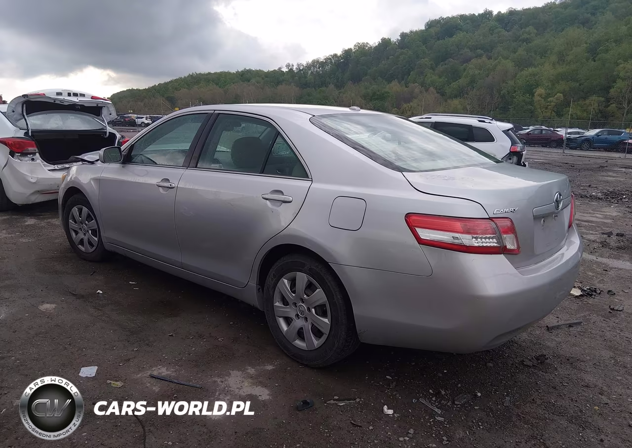 2010 Toyota Camry Le VIN:4T1BF3EK7AU057529 - 3