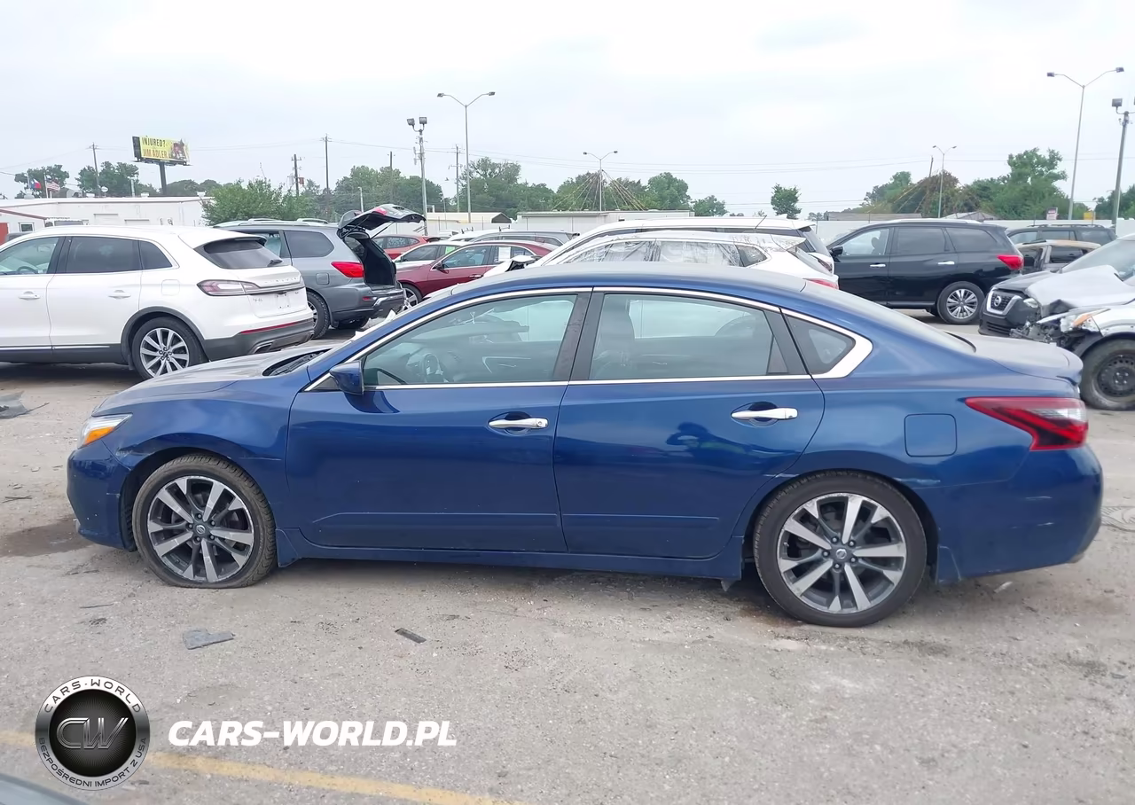 2017 Nissan Altima 2.5 Sr VIN:1N4AL3AP5HC490959 - 14
