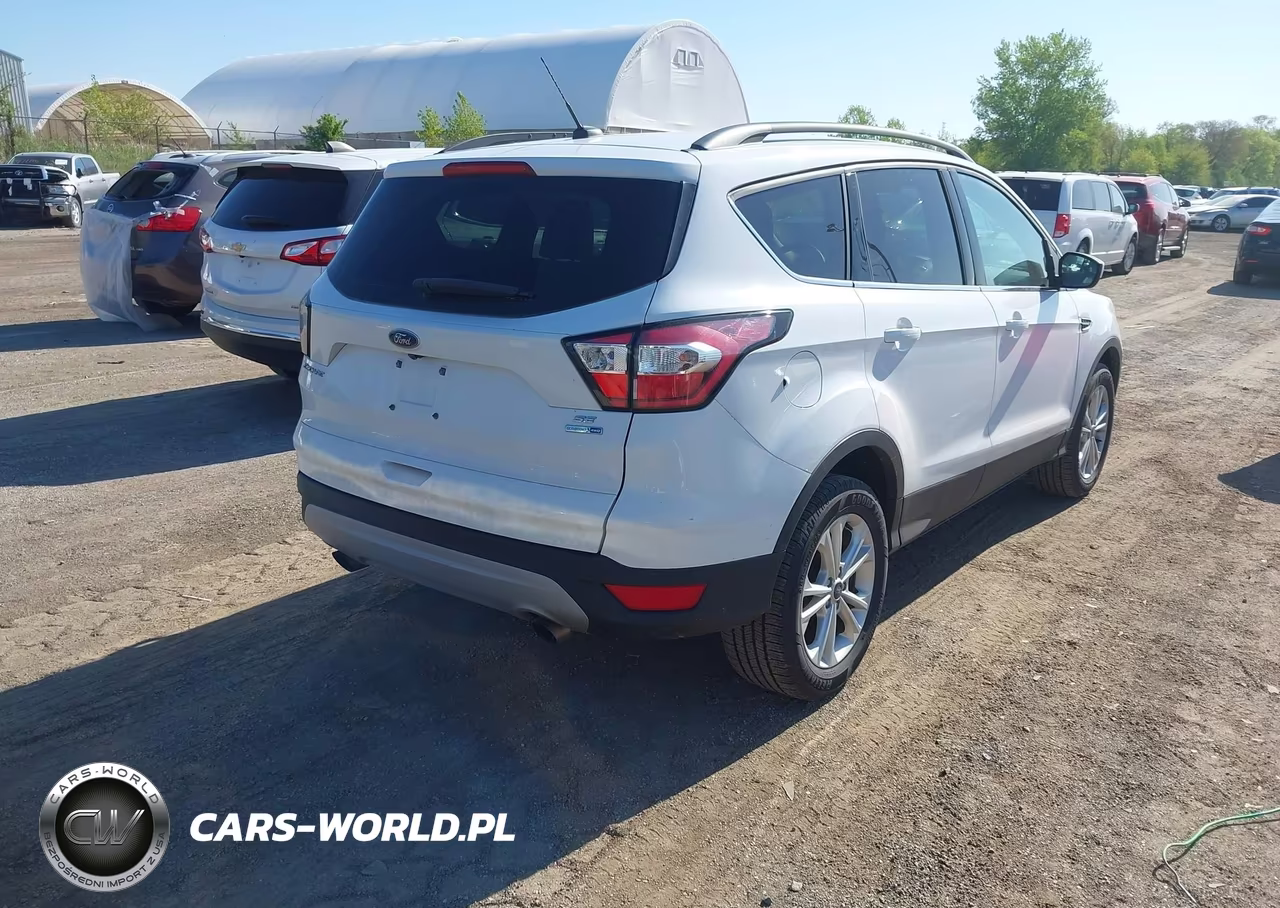2018 Ford Escape Se VIN:1FMCU9GD6JUB17456 - 4