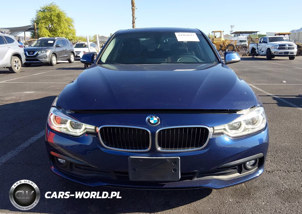 2018 BMW 320I xDrive VIN:WBA8A3C51JA488411 - 12