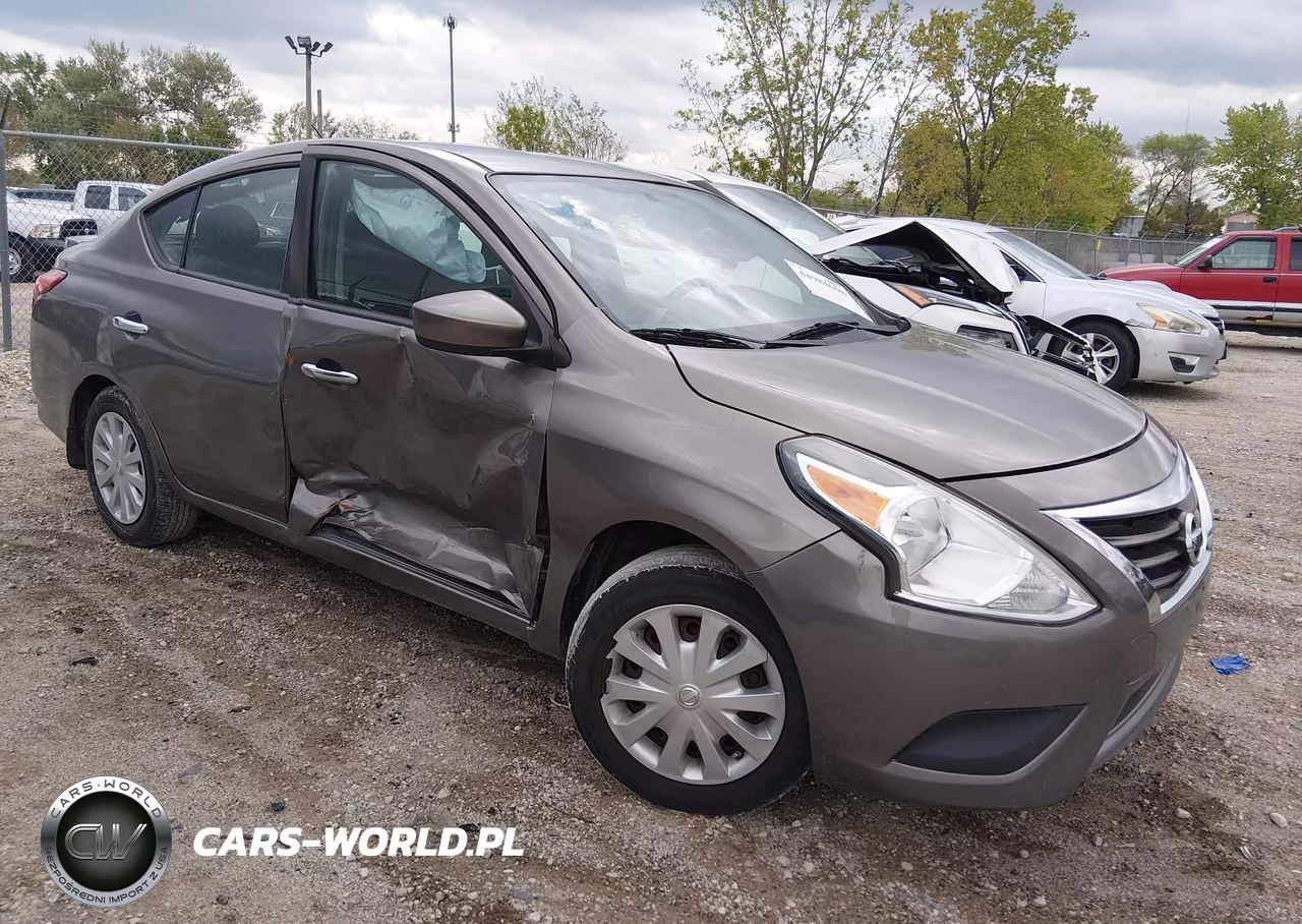 2015 Nissan Versa 1.6 Sv