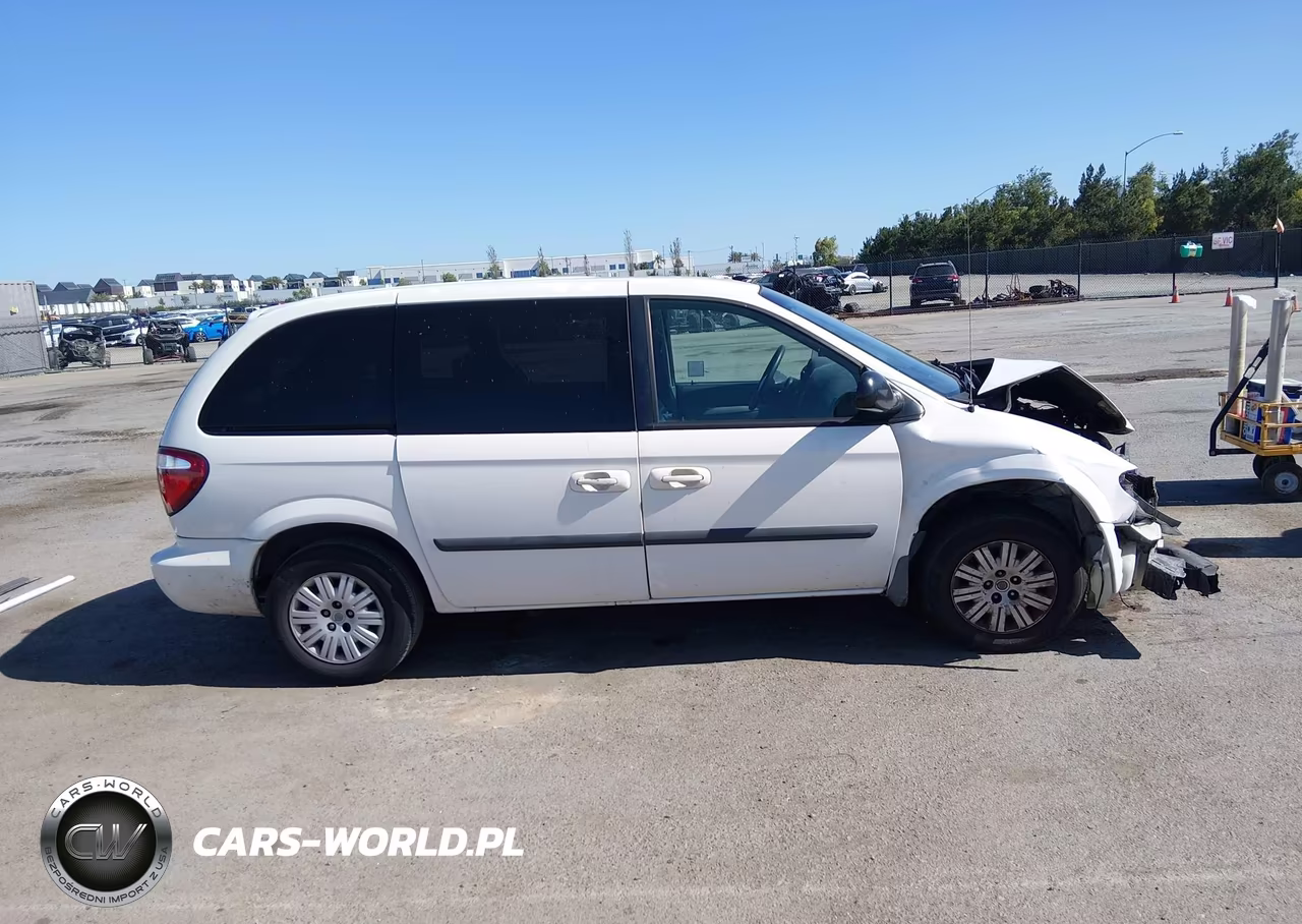 2006 Chrysler Town & Country VIN:1A4GP45R56B504933 - 14