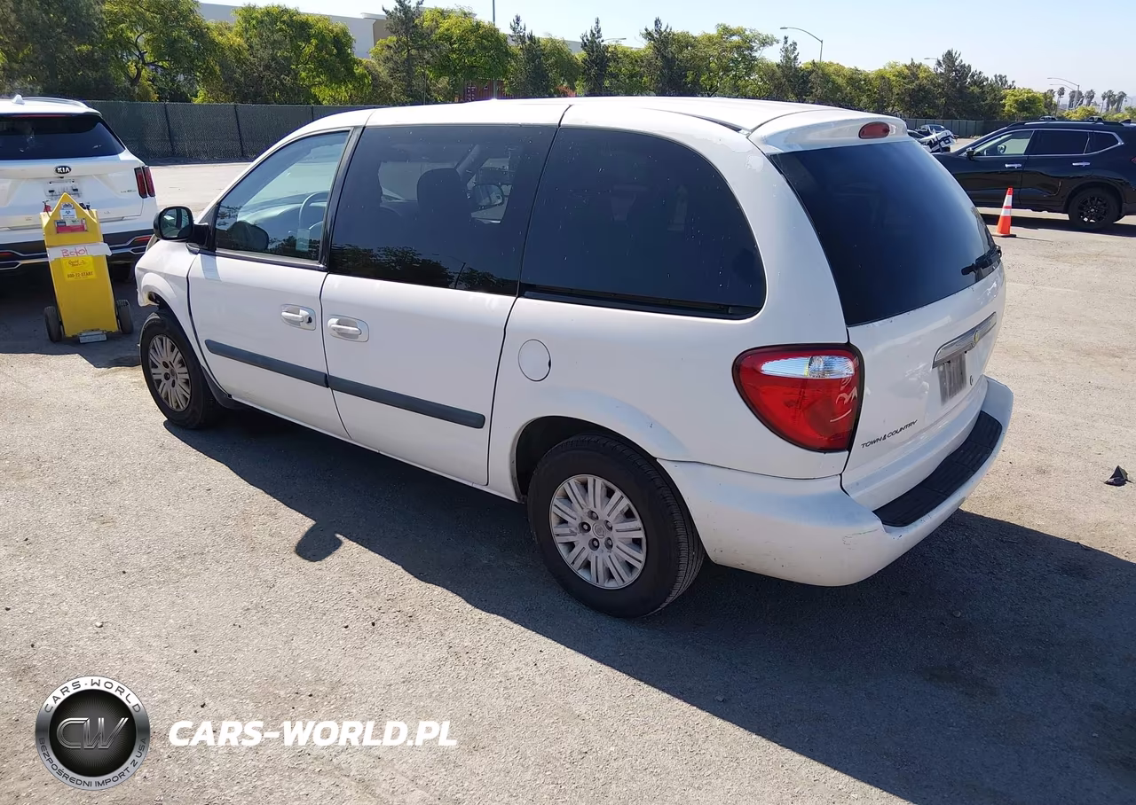 2006 Chrysler Town & Country VIN:1A4GP45R56B504933 - 3