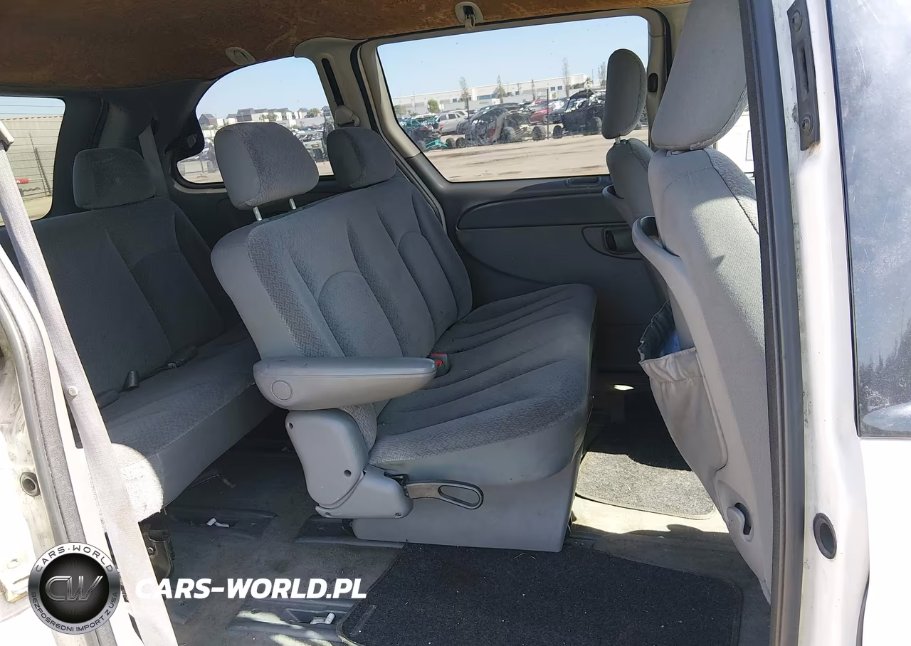 2006 Chrysler Town & Country VIN:1A4GP45R56B504933 - 8