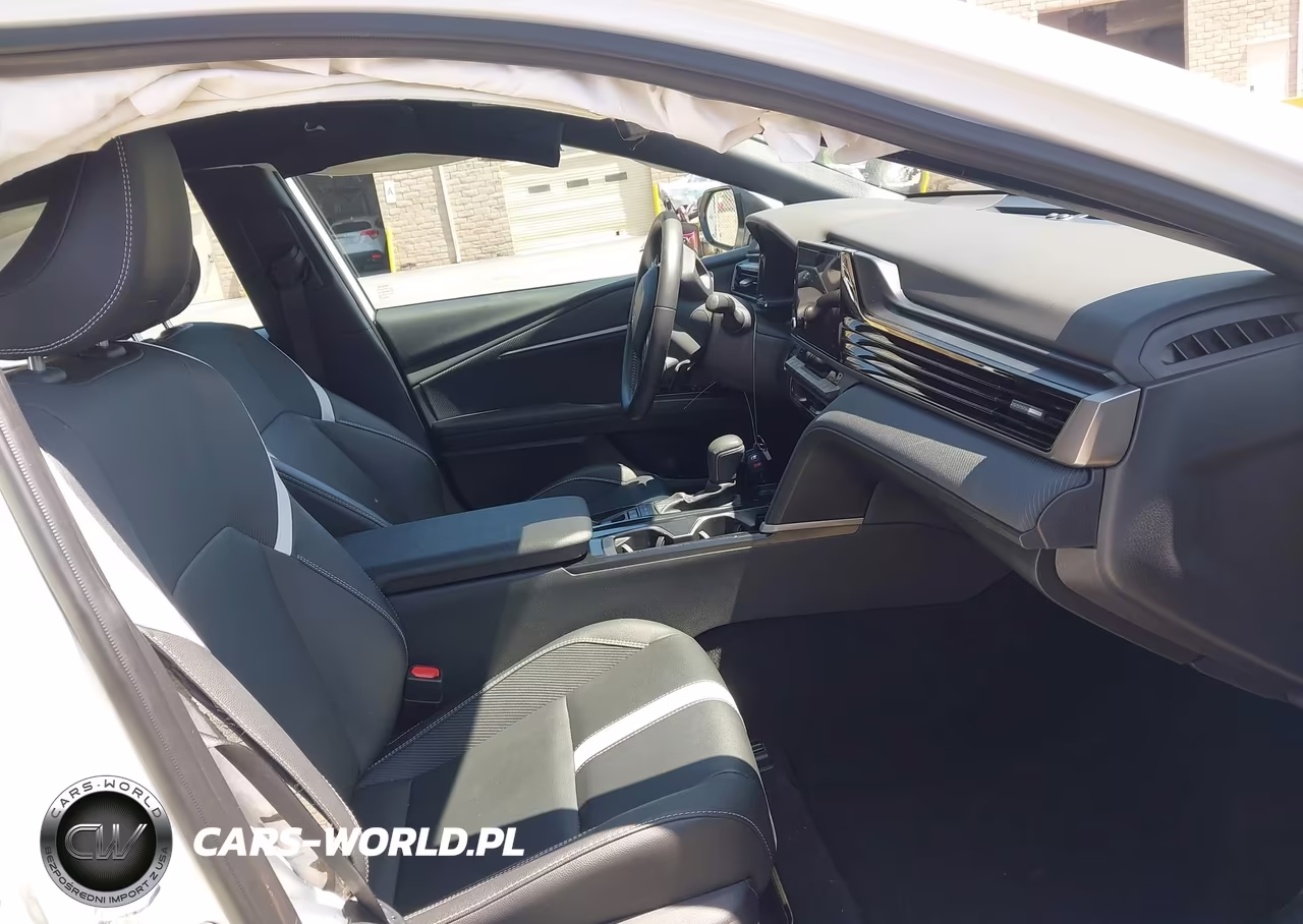2025 Toyota Camry Se VIN:4T1DAACKXSU116220 - 5