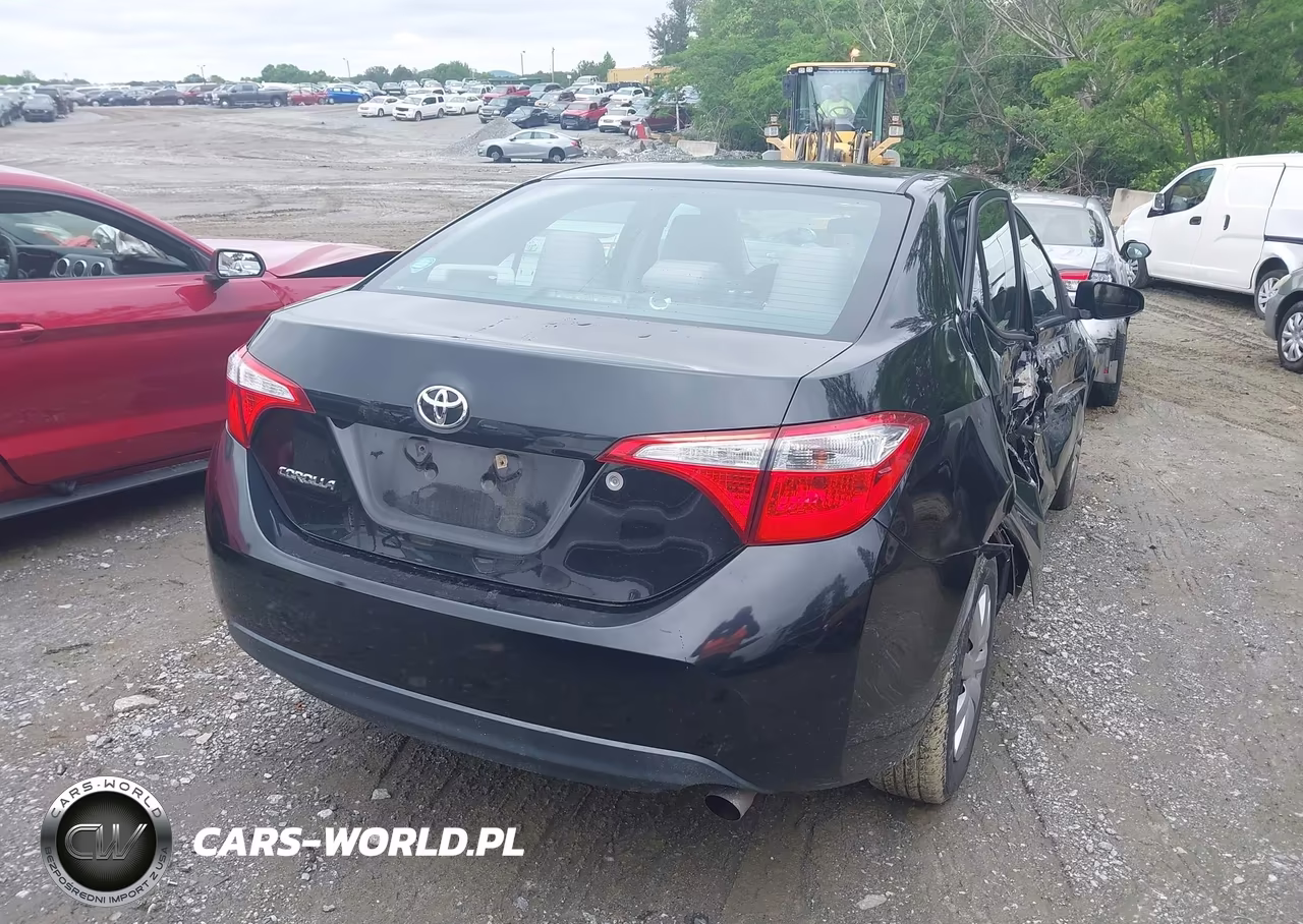 2015 Toyota Corolla L VIN:2T1BURHE5FC368285 - 4