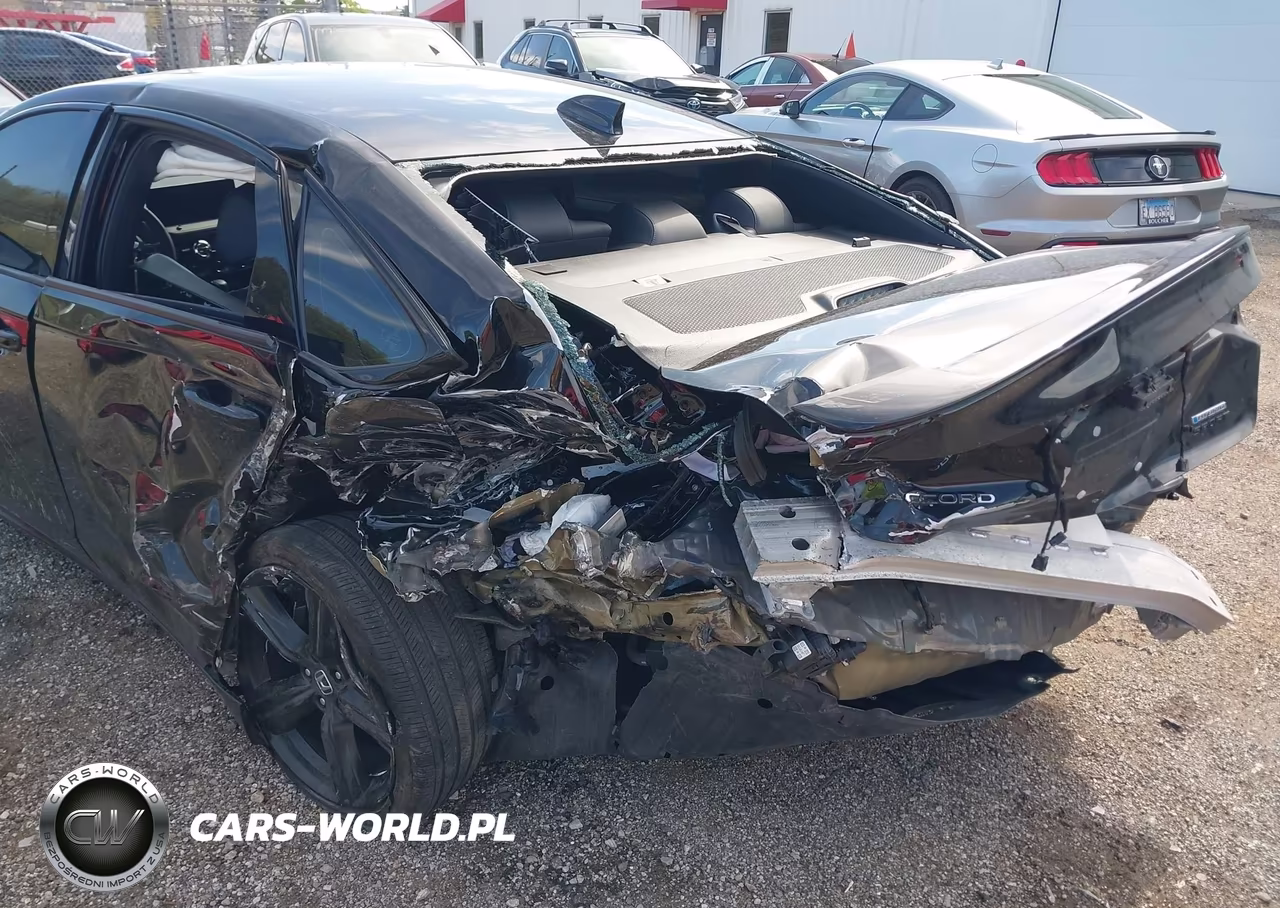 2025 Honda Accord Hybrid Sport-L VIN:1HGCY2F7XSA007767 - 6