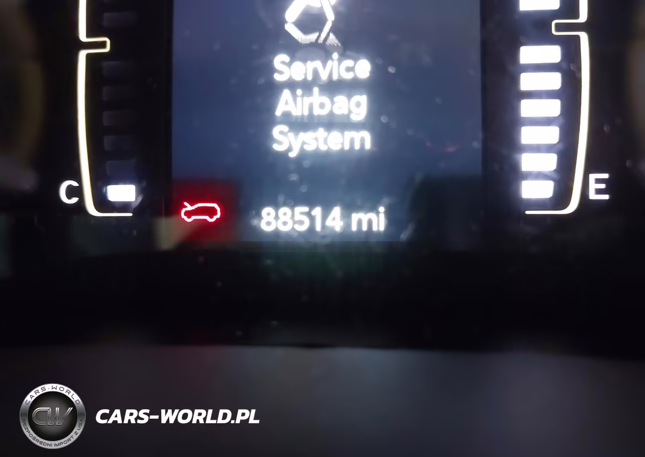 2020 Jeep Cherokee Latitude Plus 4X4 VIN:1C4PJMLBXLD524365 - 16