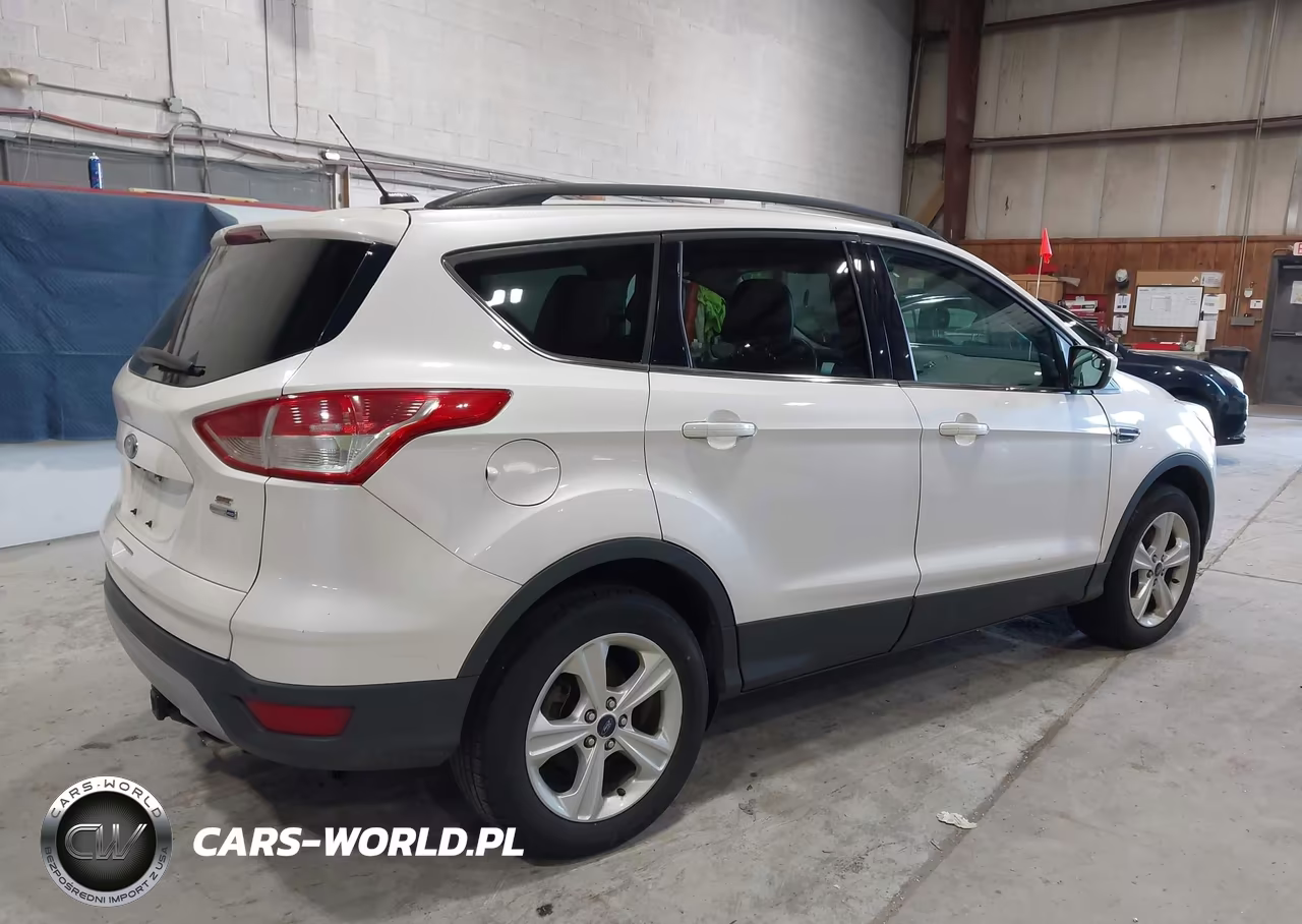 2016 Ford Escape Se VIN:1FMCU9G98GUC17577 - 4