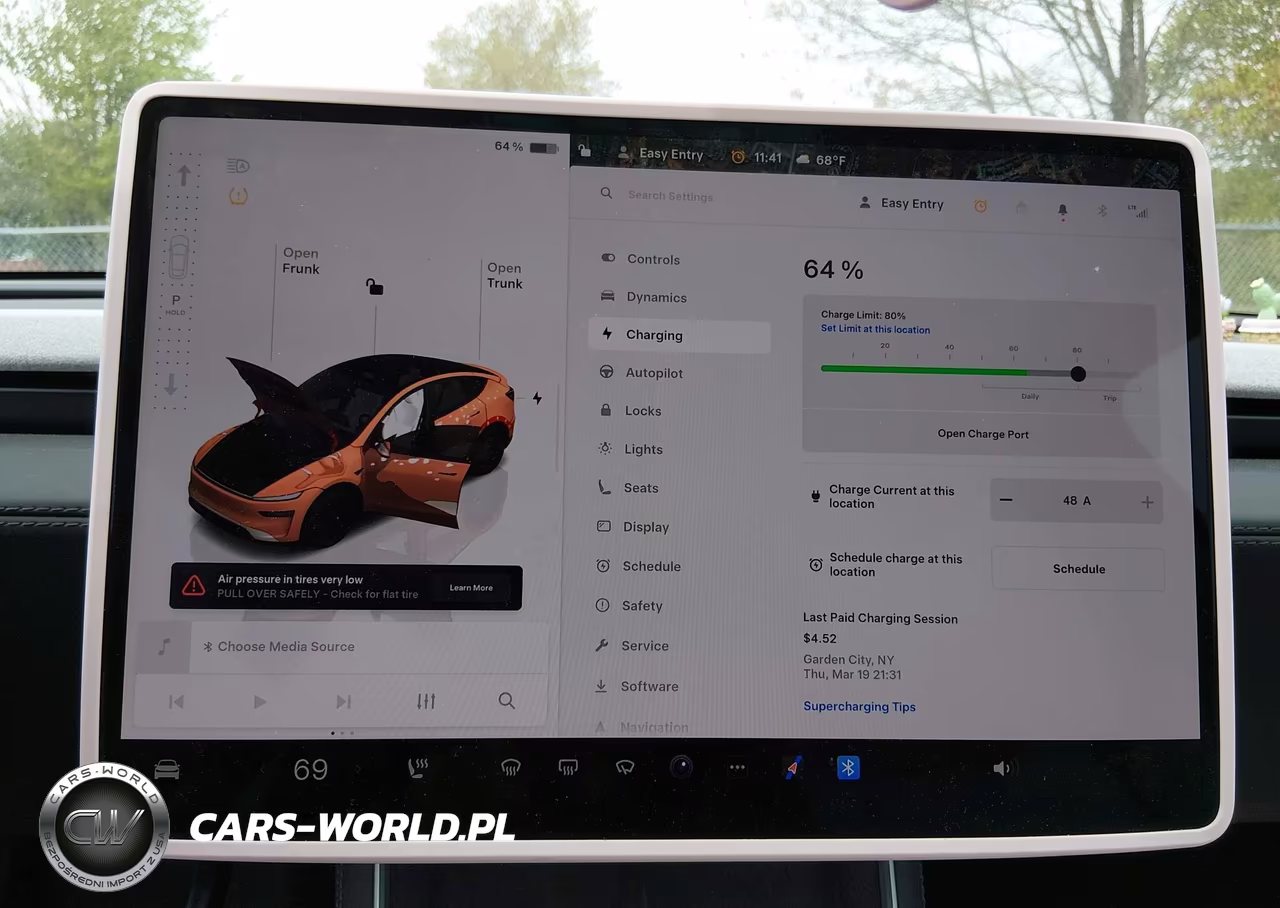 2026 Tesla Model Y Premium Rear-Wheel Drive-Standard Rear-Wheel Drive VIN:7SAYGDED9TA459874 - 17