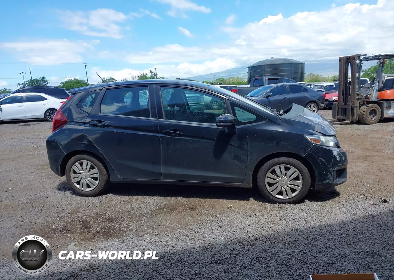 2015 Honda Fit Lx VIN:3HGGK5H51FM777929 - 13