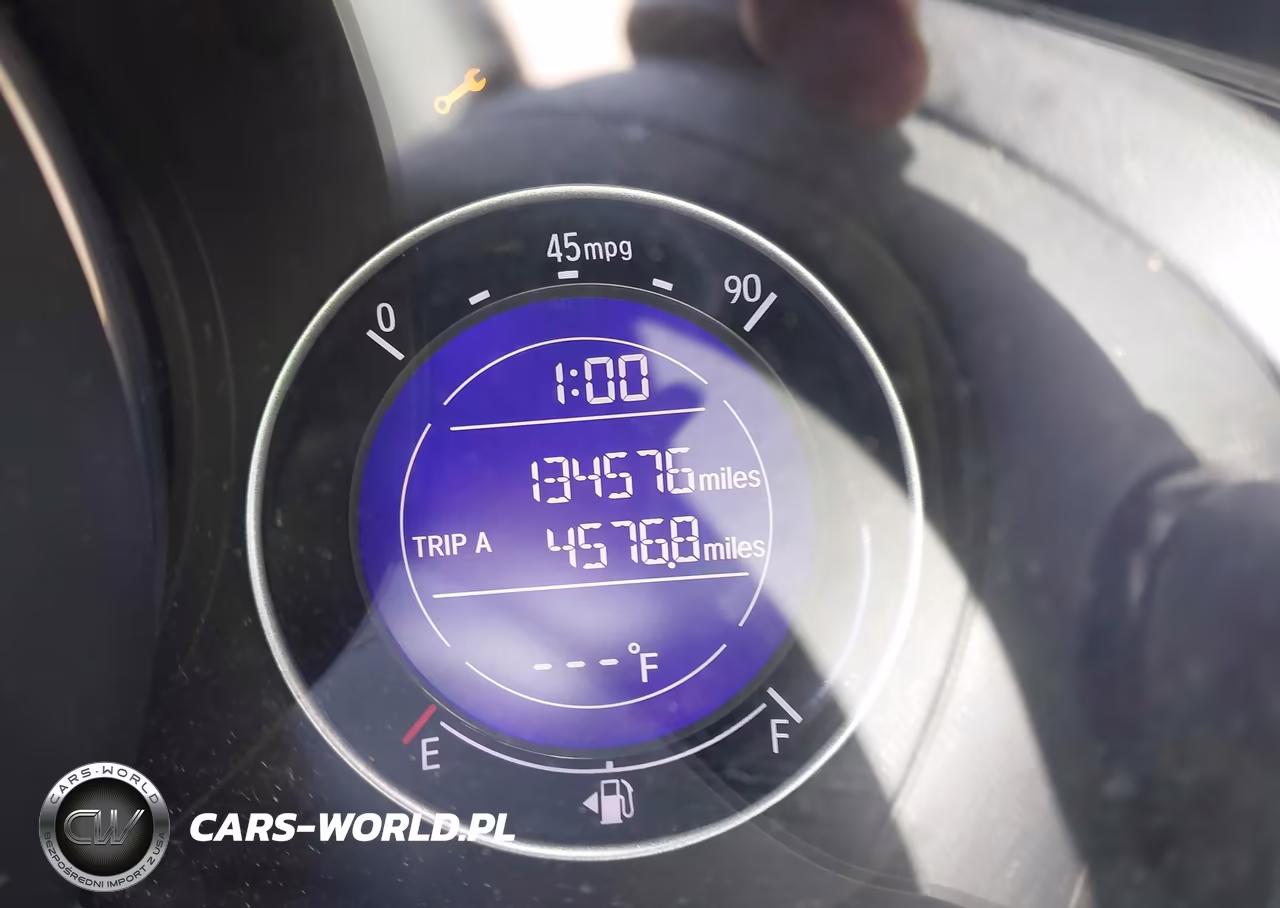 2015 Honda Fit Lx VIN:3HGGK5H51FM777929 - 15