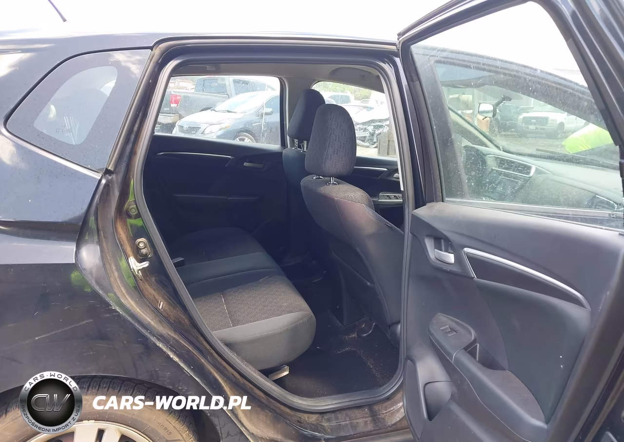2015 Honda Fit Lx VIN:3HGGK5H51FM777929 - 8