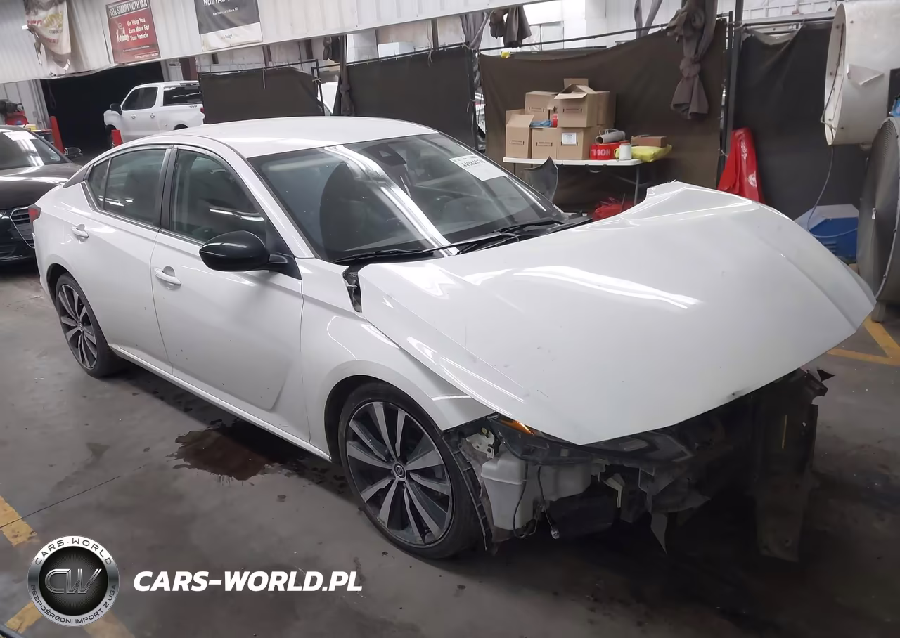 2021 Nissan Altima Sr Fwd – zdjęcie 1 z 17