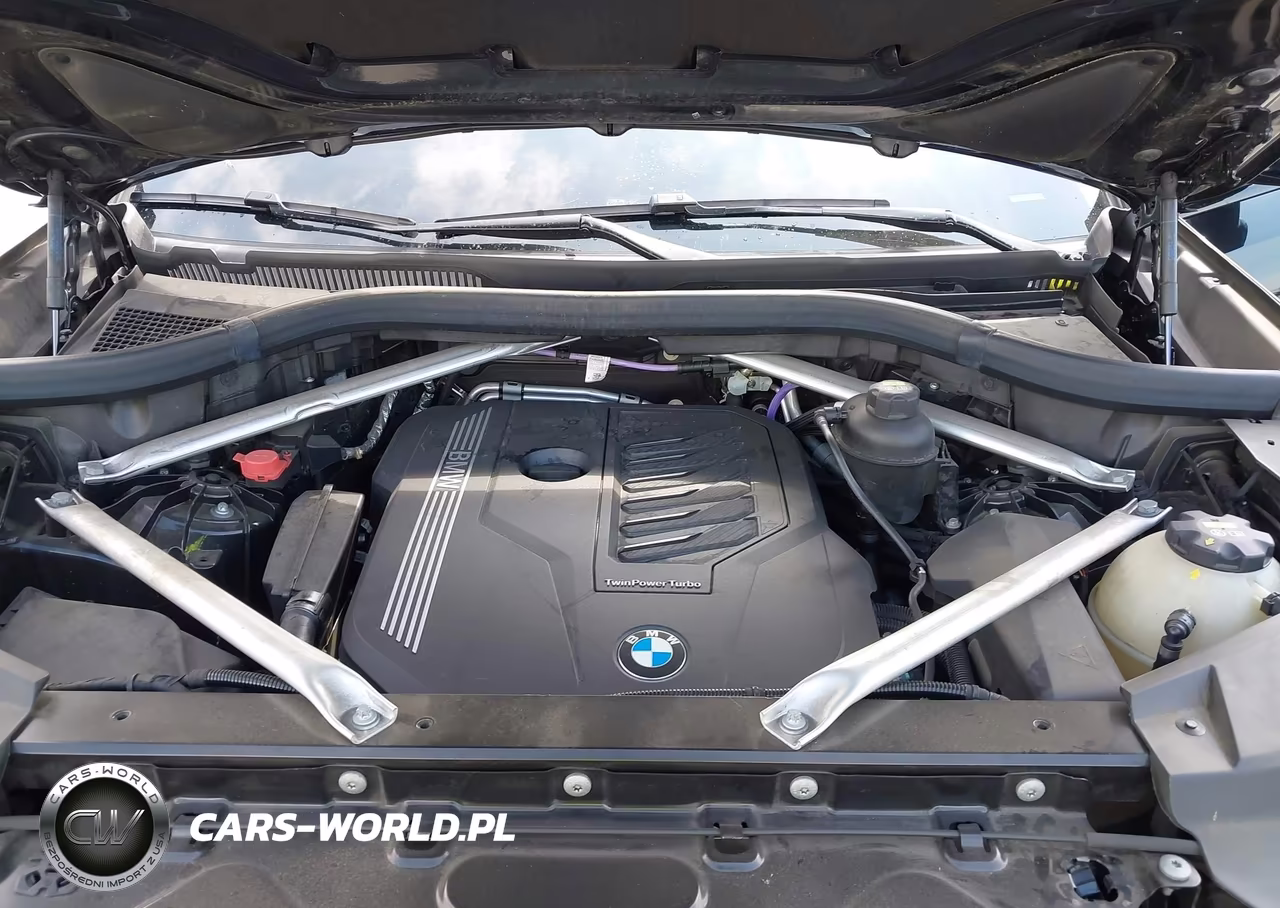2022 BMW X6 xDrive40I VIN:5UXCY6C03N9N33384 - 10