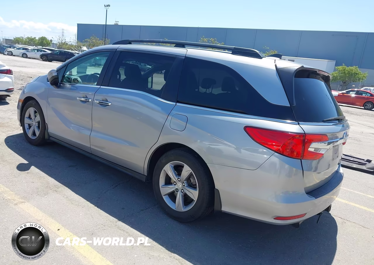 2018 Honda Odyssey Ex-L VIN:5FNRL6H71JB058642 - 3