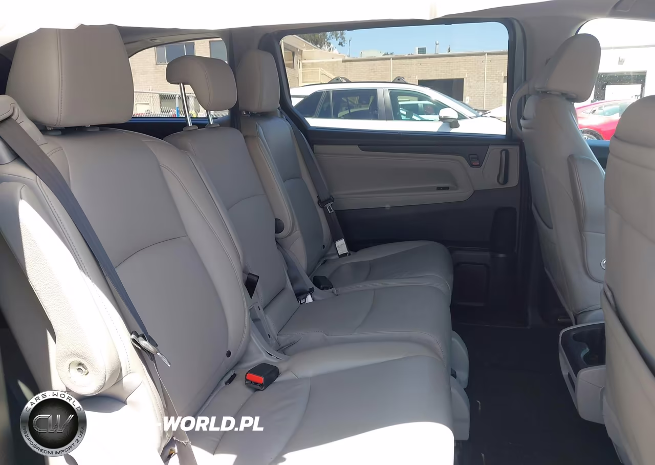 2018 Honda Odyssey Ex-L VIN:5FNRL6H71JB058642 - 8