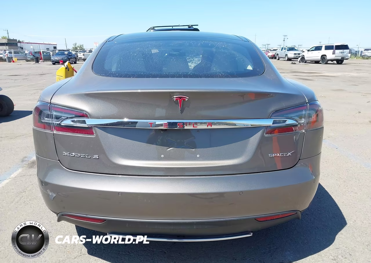 2015 Tesla Model S 60-70-85 VIN:5YJSA1E13FF120091 - 17