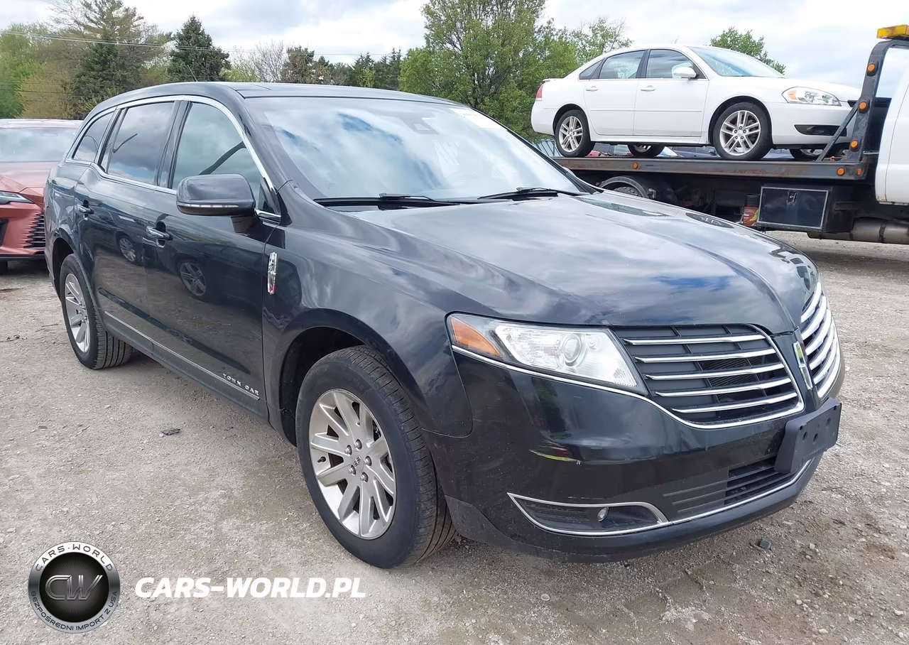 2019 Lincoln Mkt Livery – zdjęcie 1 z 11