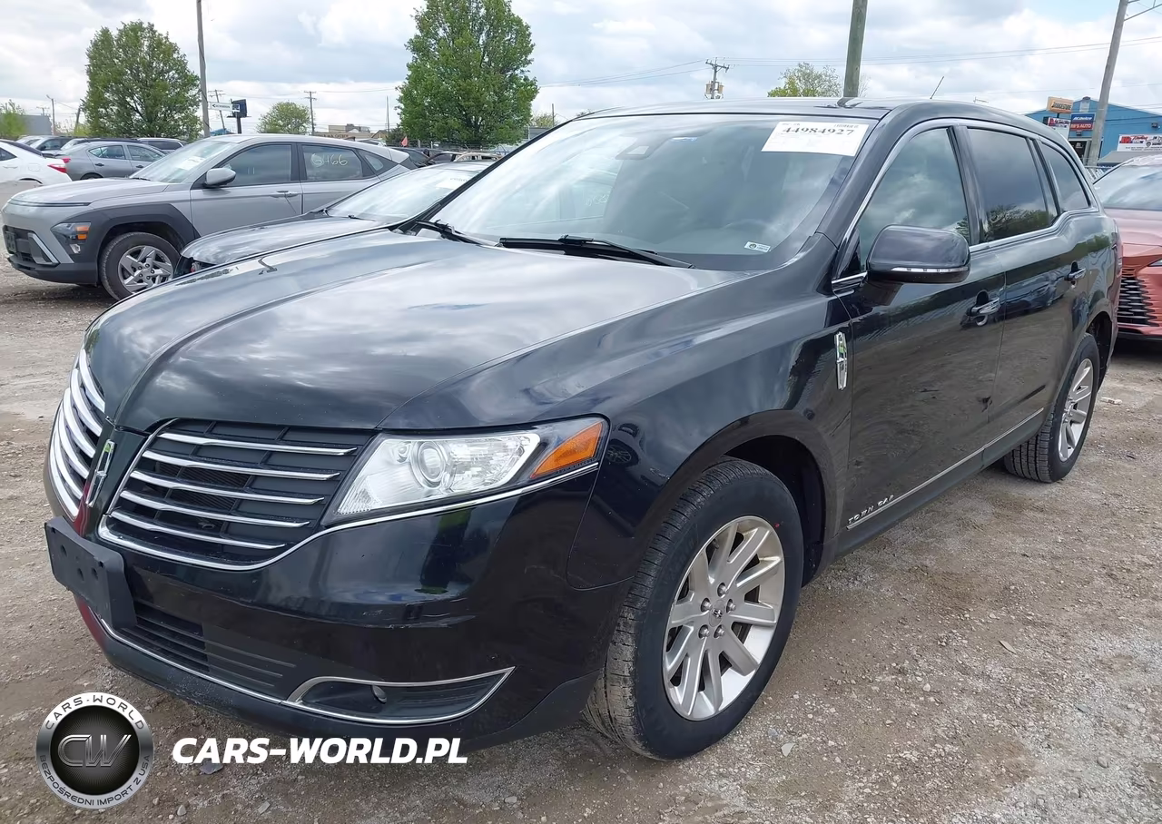 2019 Lincoln Mkt Livery VIN:2LMHJ5NK0KBL02087 - 2