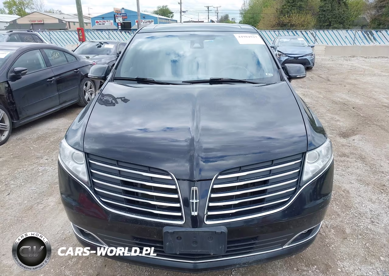2019 Lincoln Mkt Livery VIN:2LMHJ5NK0KBL02087 - 6