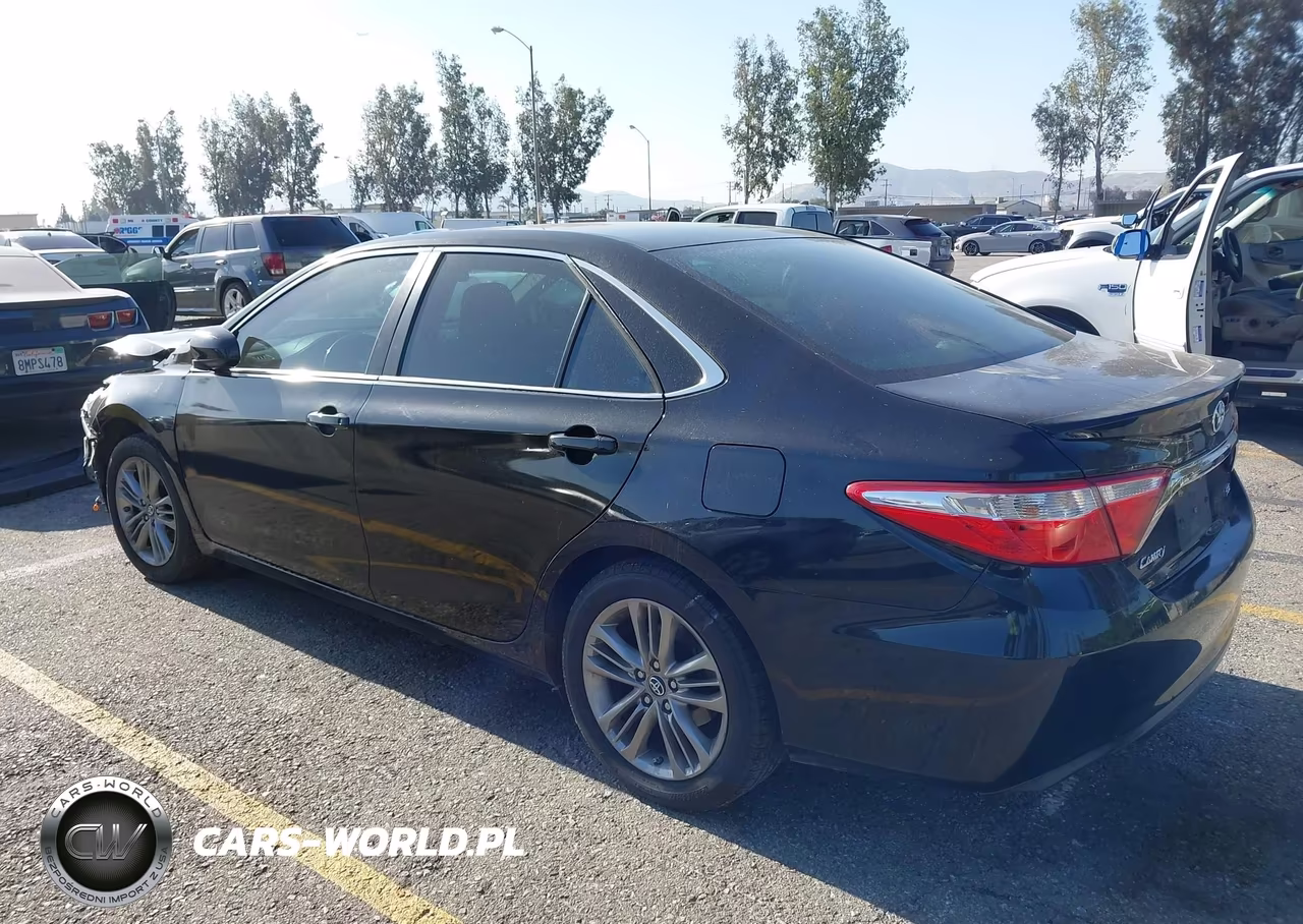 2017 Toyota Camry Se VIN:4T1BF1FK2HU271454 - 3