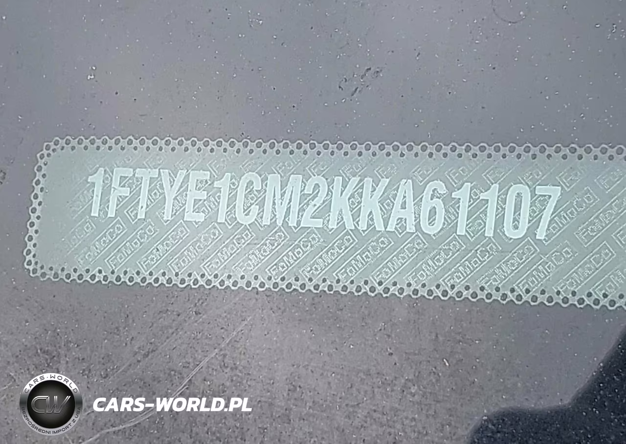 2019 Ford Transit-150 VIN:1FTYE1CM2KKA61107 - 17