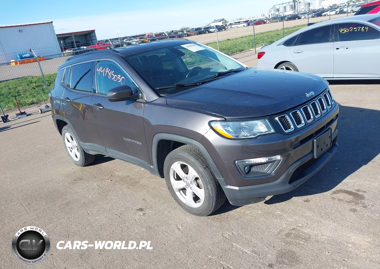 2020 Jeep Compass Latitude – zdjęcie 1 z 17