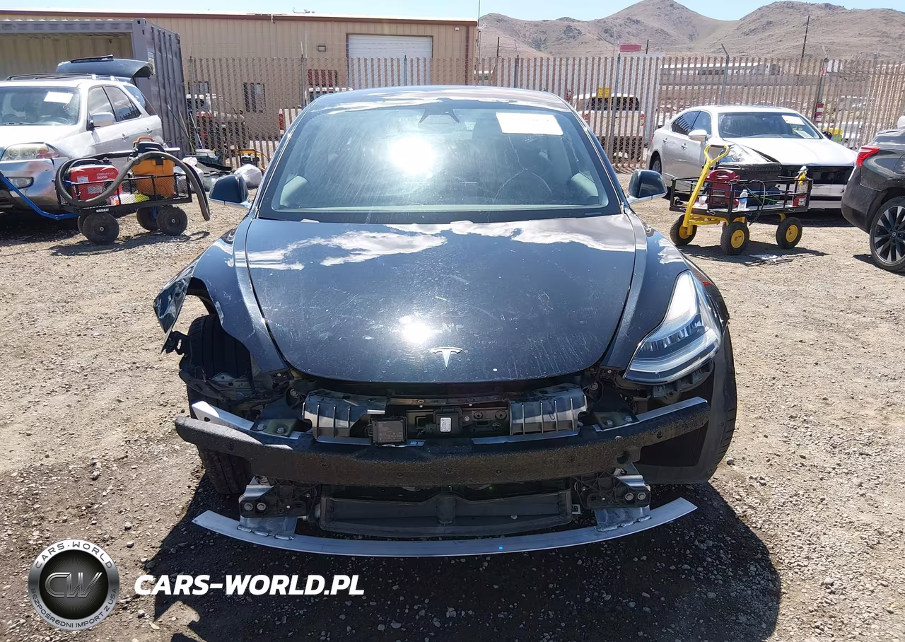 2018 Tesla Model 3 Long Range-Mid Range VIN:5YJ3E1EA8JF056499 - 12