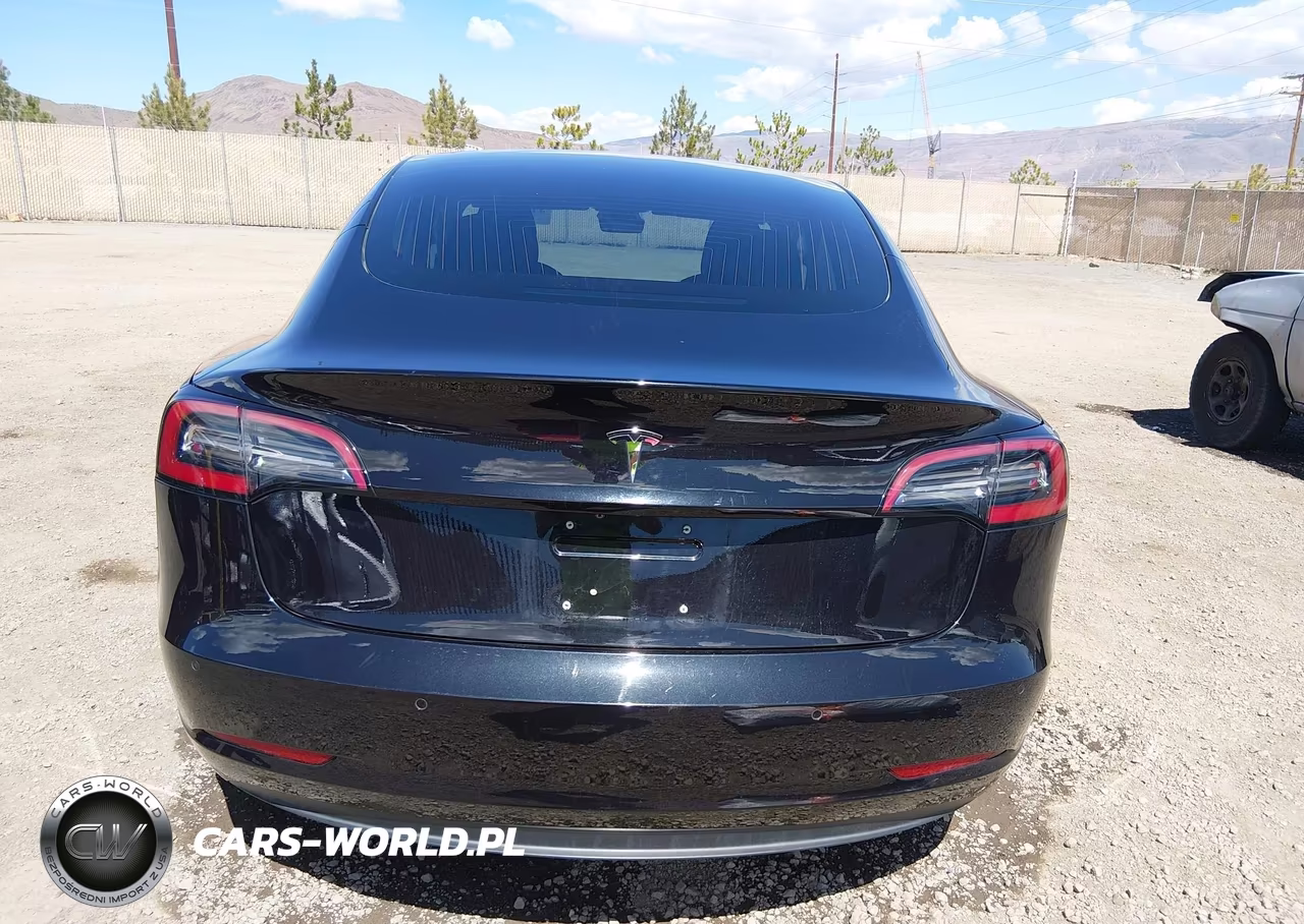 2018 Tesla Model 3 Long Range-Mid Range VIN:5YJ3E1EA8JF056499 - 16