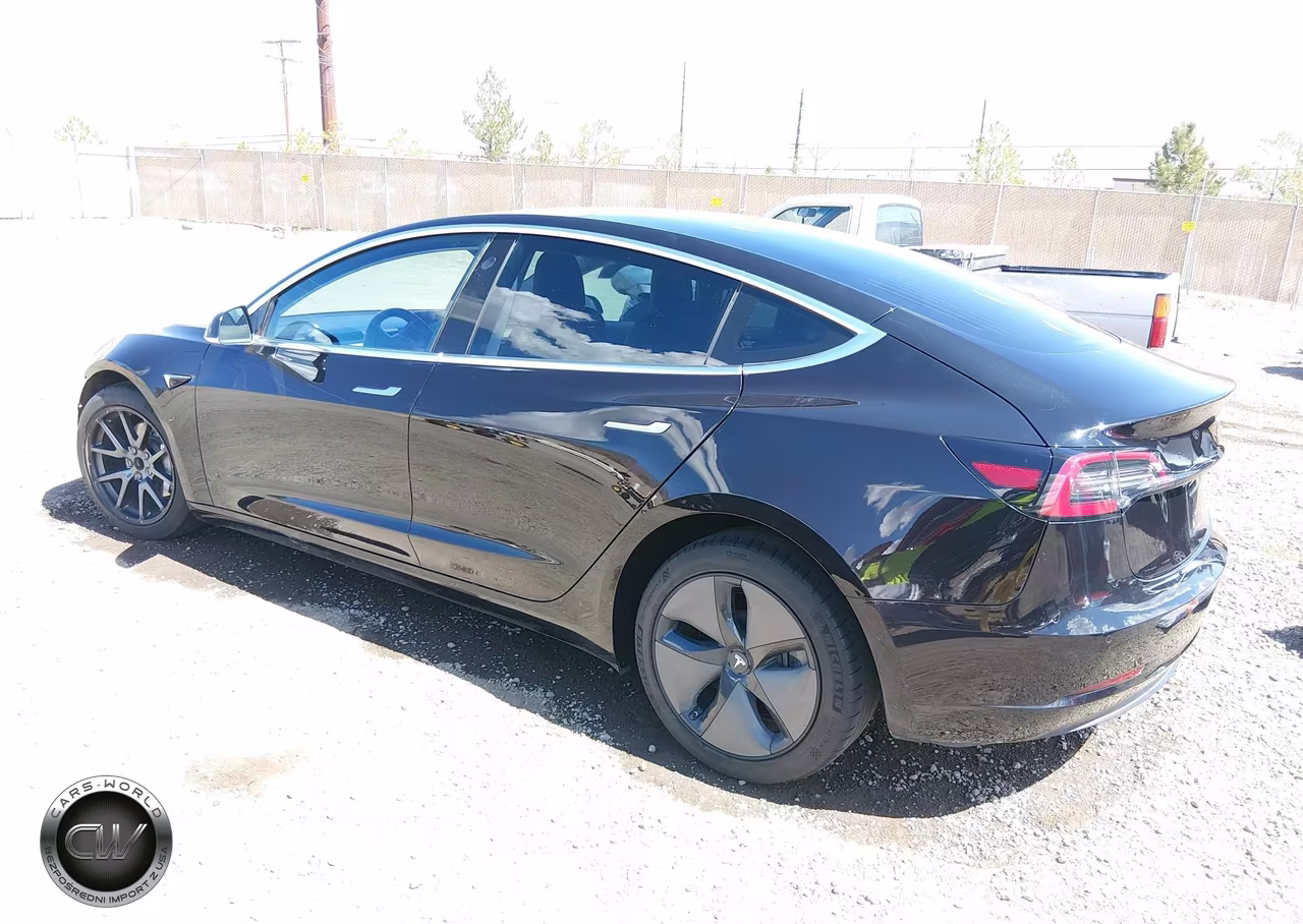 2018 Tesla Model 3 Long Range-Mid Range VIN:5YJ3E1EA8JF056499 - 3