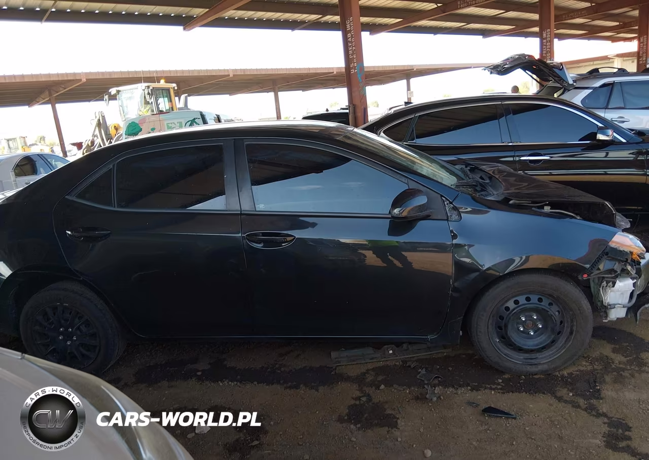 2017 Toyota Corolla Le VIN:2T1BURHE8HC844161 - 12