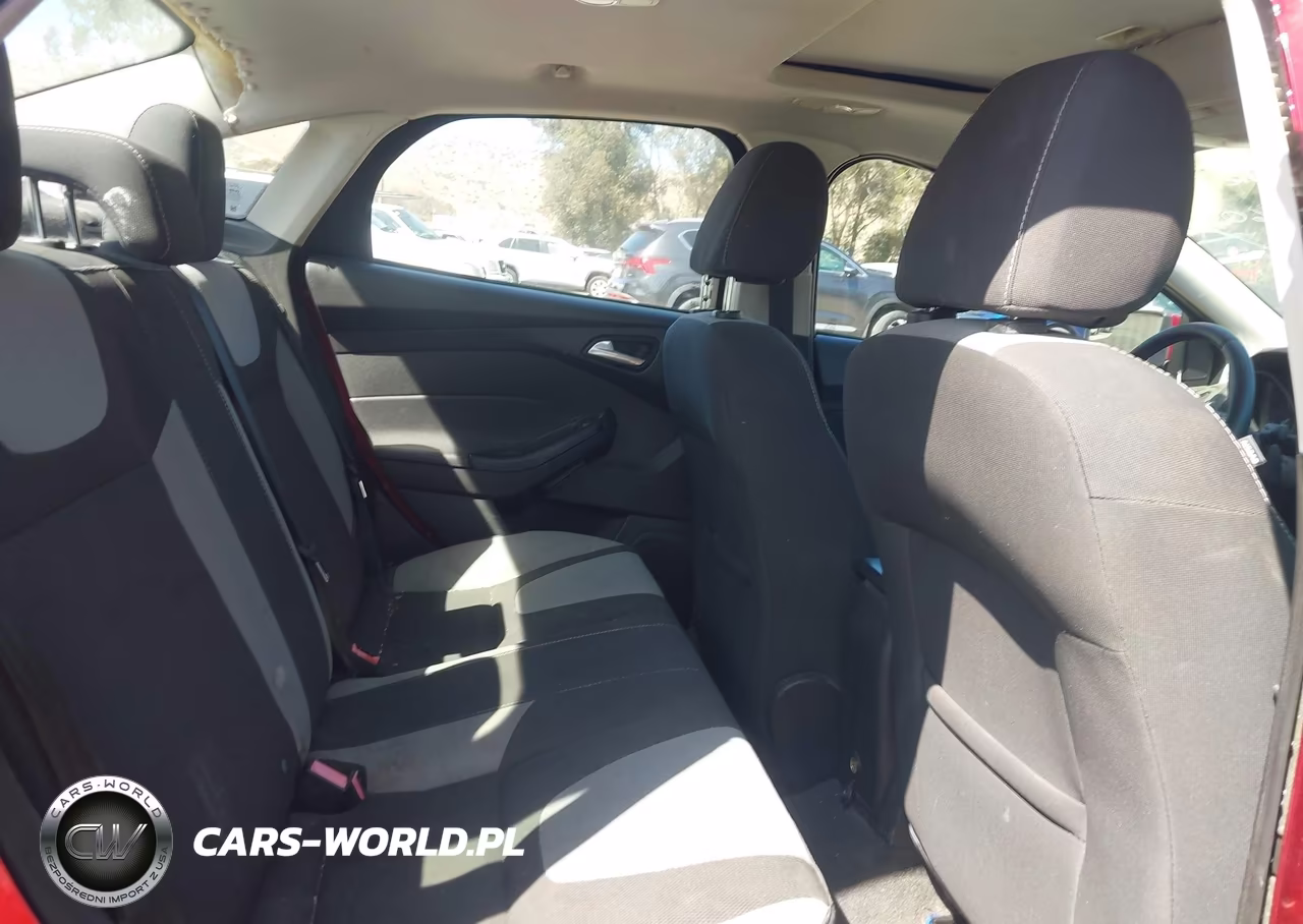 2014 Ford Focus Se VIN:1FADP3F21EL321483 - 8