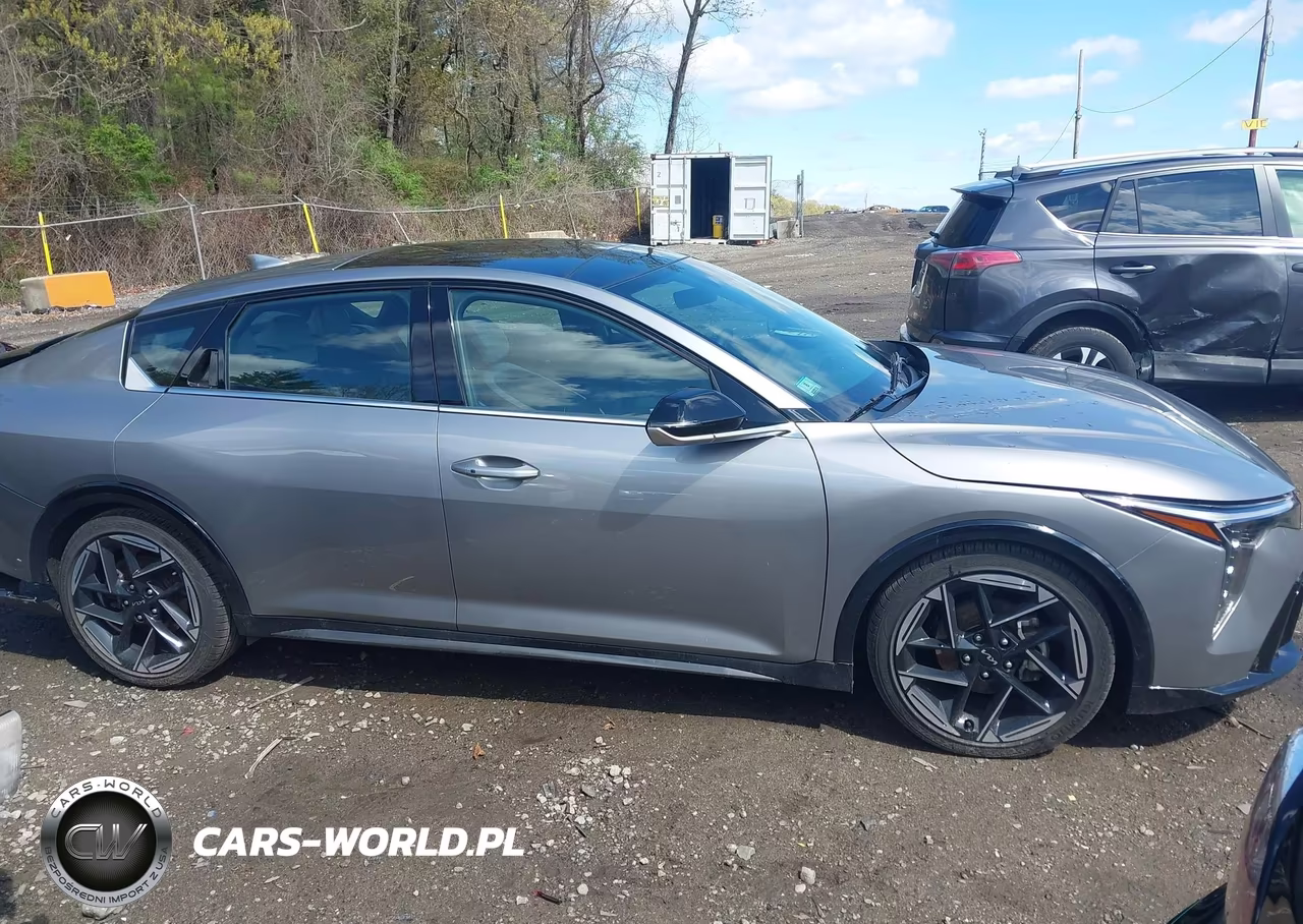 2025 Kia K4 Gt-Line VIN:3KPFW4DE7SE157184 - 13