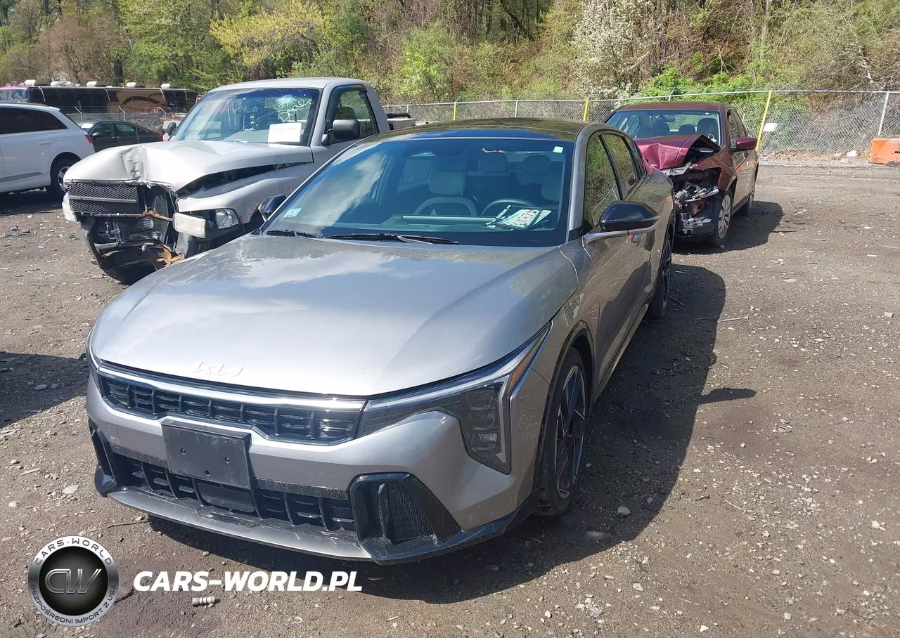 2025 Kia K4 Gt-Line VIN:3KPFW4DE7SE157184 - 2