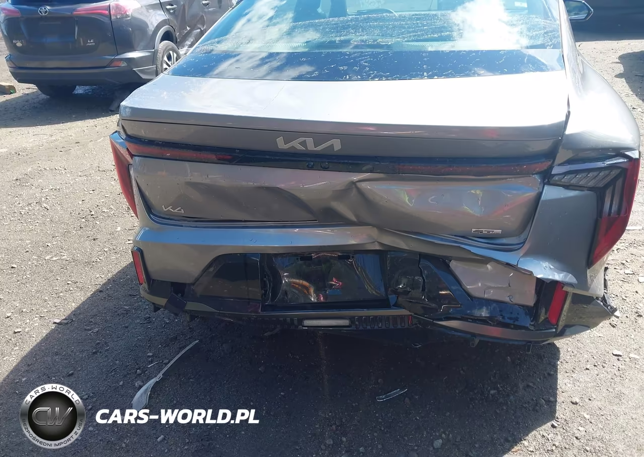 2025 Kia K4 Gt-Line VIN:3KPFW4DE7SE157184 - 6