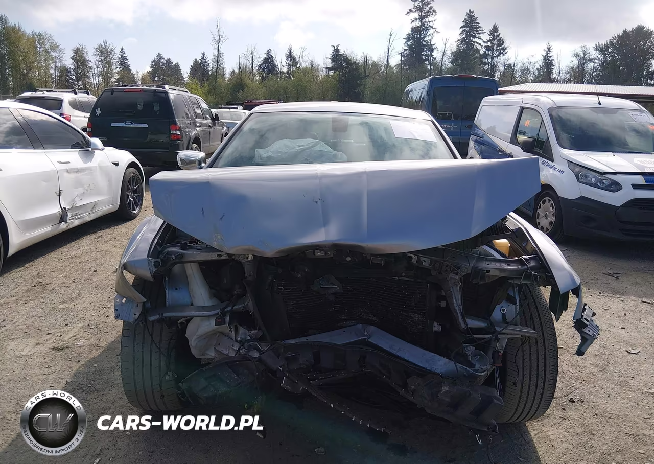 2018 Chrysler 300 Limited VIN:2C3CCAEG0JH167850 - 12