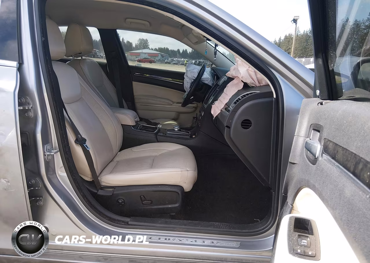2018 Chrysler 300 Limited VIN:2C3CCAEG0JH167850 - 5