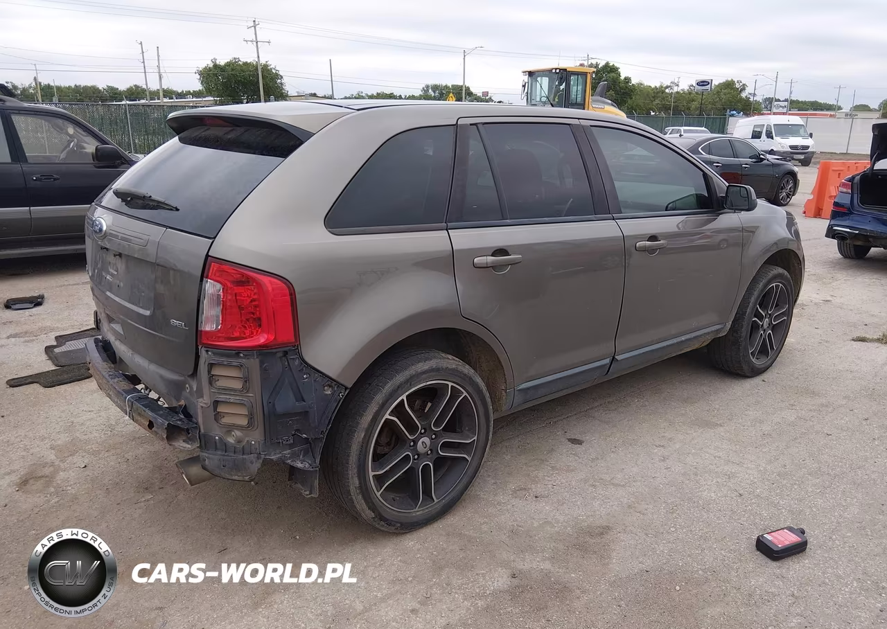 FORD EDGE SEL VIN:2FMDK3JC8DBB29609 - 4
