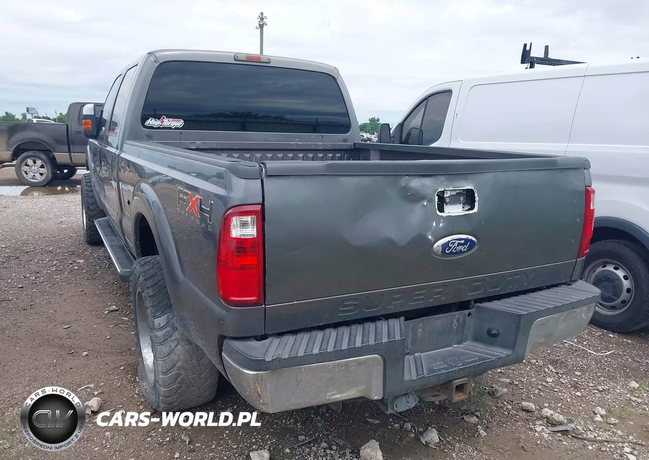 2011 Ford F-250 Xlt VIN:1FT7W2BT3BEB13835 - 3