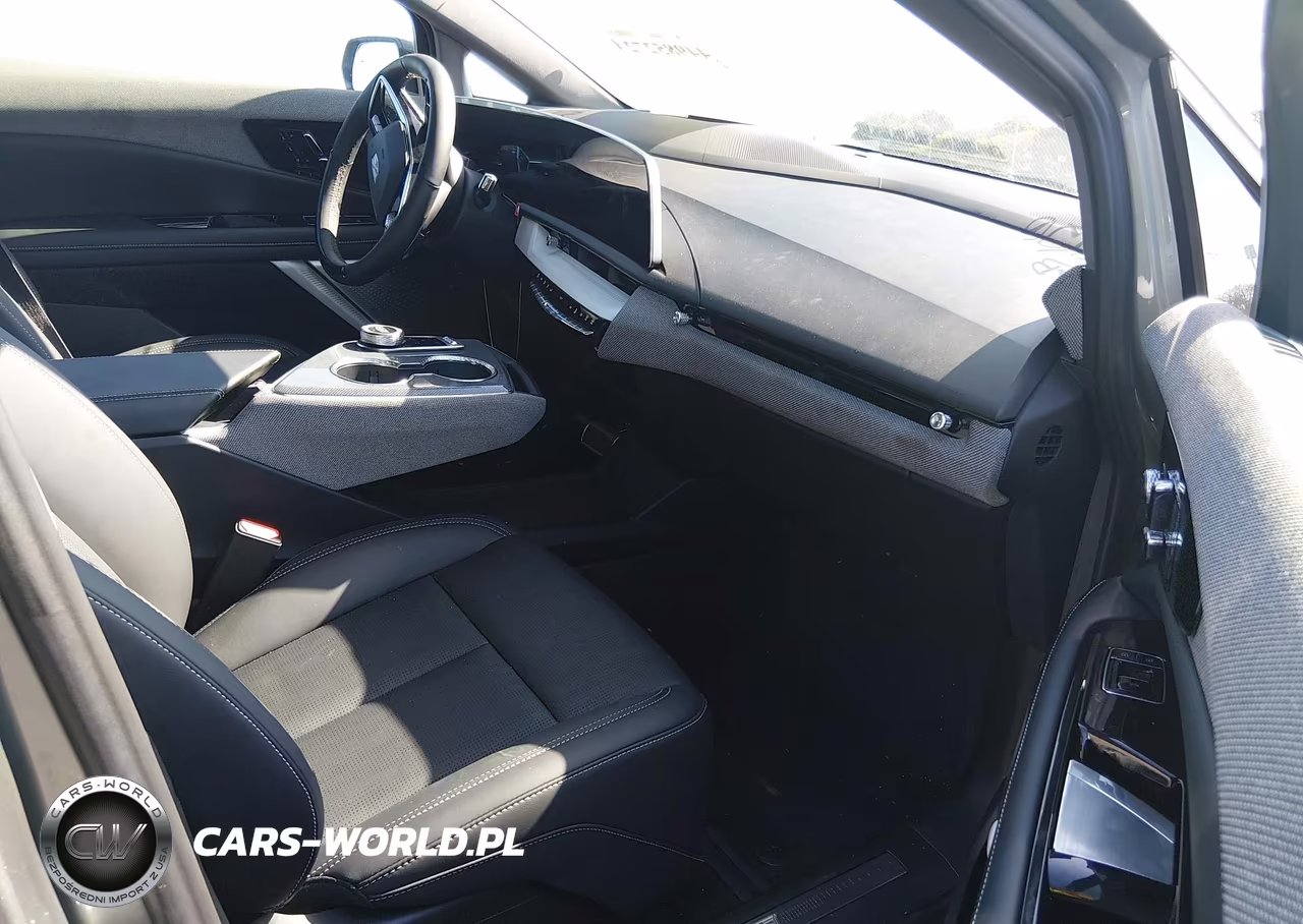 2026 Cadillac Optiq Premium Luxury VIN:3GYK3DM55TS110210 - 5