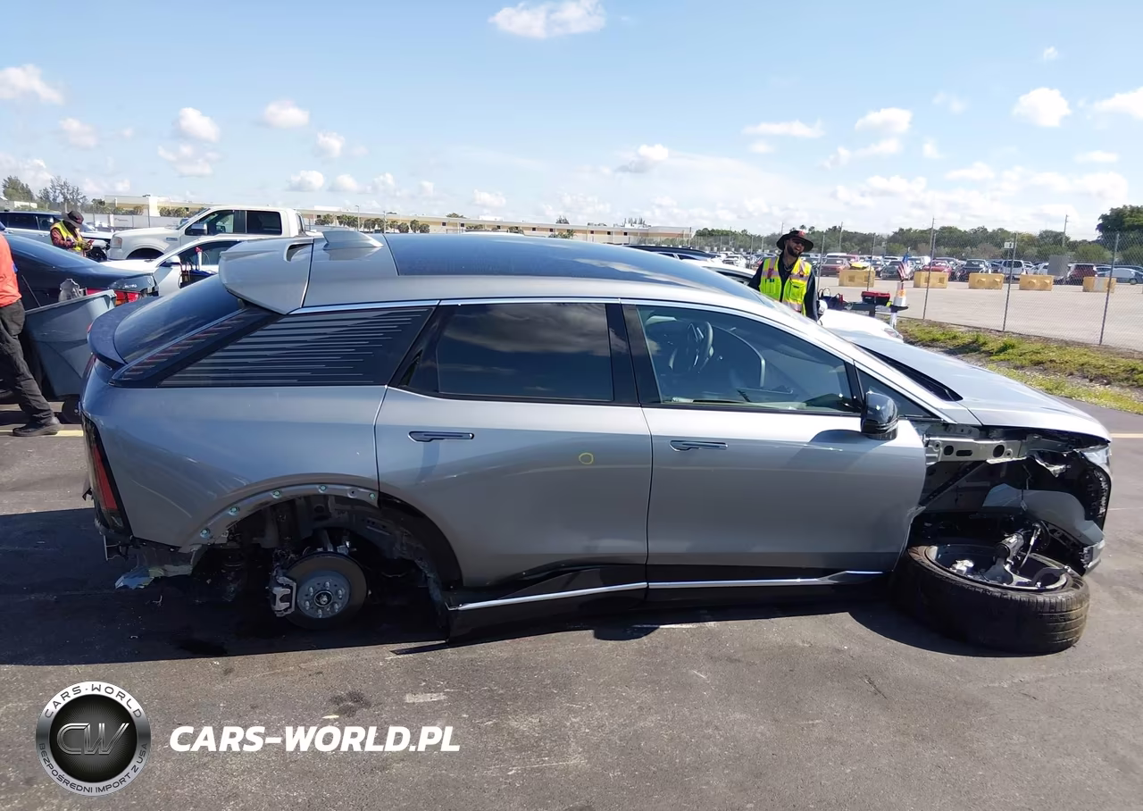2026 Cadillac Optiq Premium Luxury VIN:3GYK3DM55TS110210 - 6