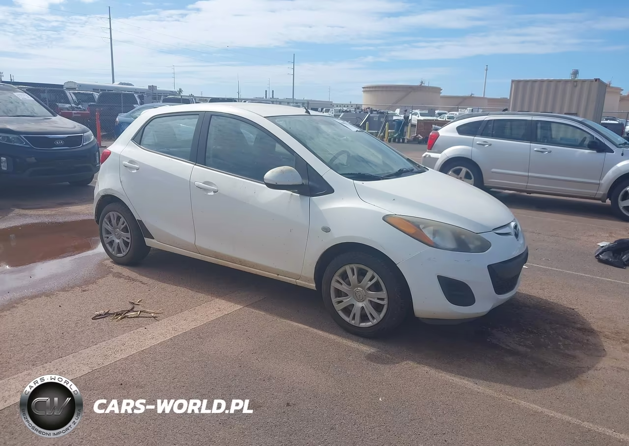 2014 Mazda Mazda2 Sport – zdjęcie 1 z 11