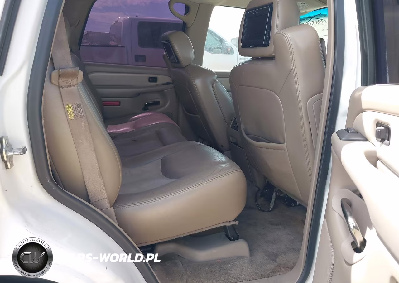 2005 GMC Yukon Denali VIN:1GKEK63U75J204110 - 8