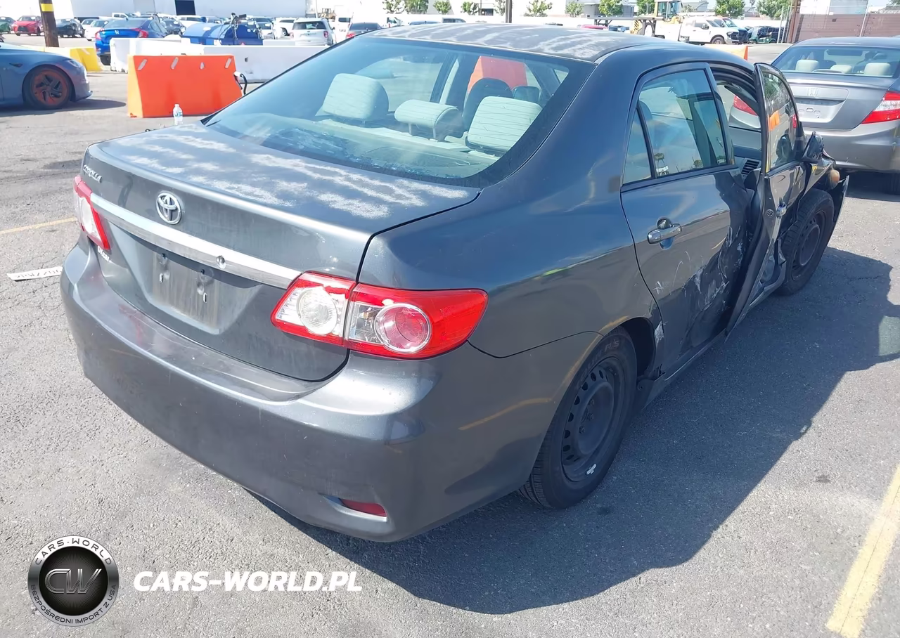 2013 Toyota Corolla L VIN:2T1BU4EE2DC124596 - 4